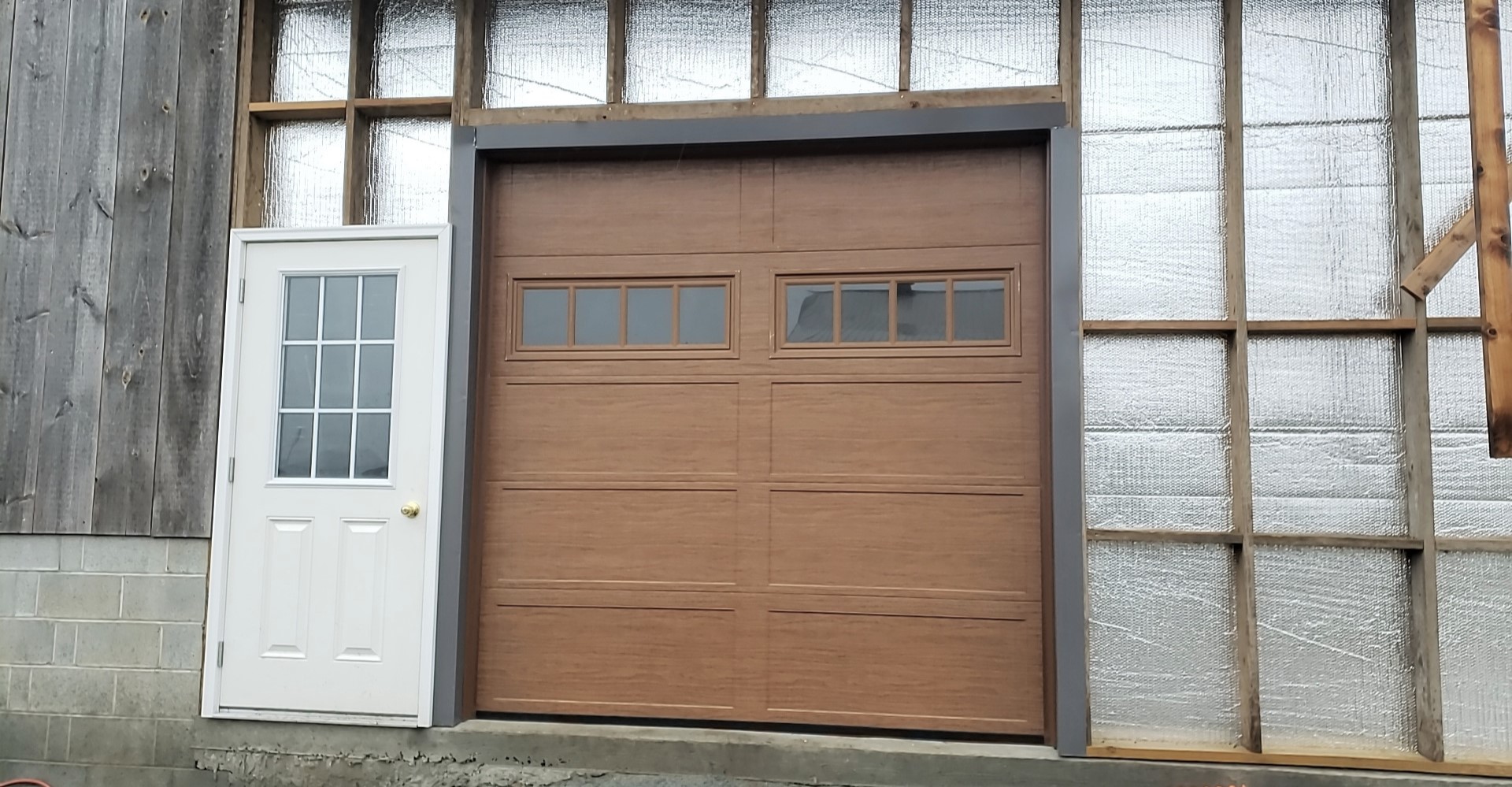 residential garage doors services